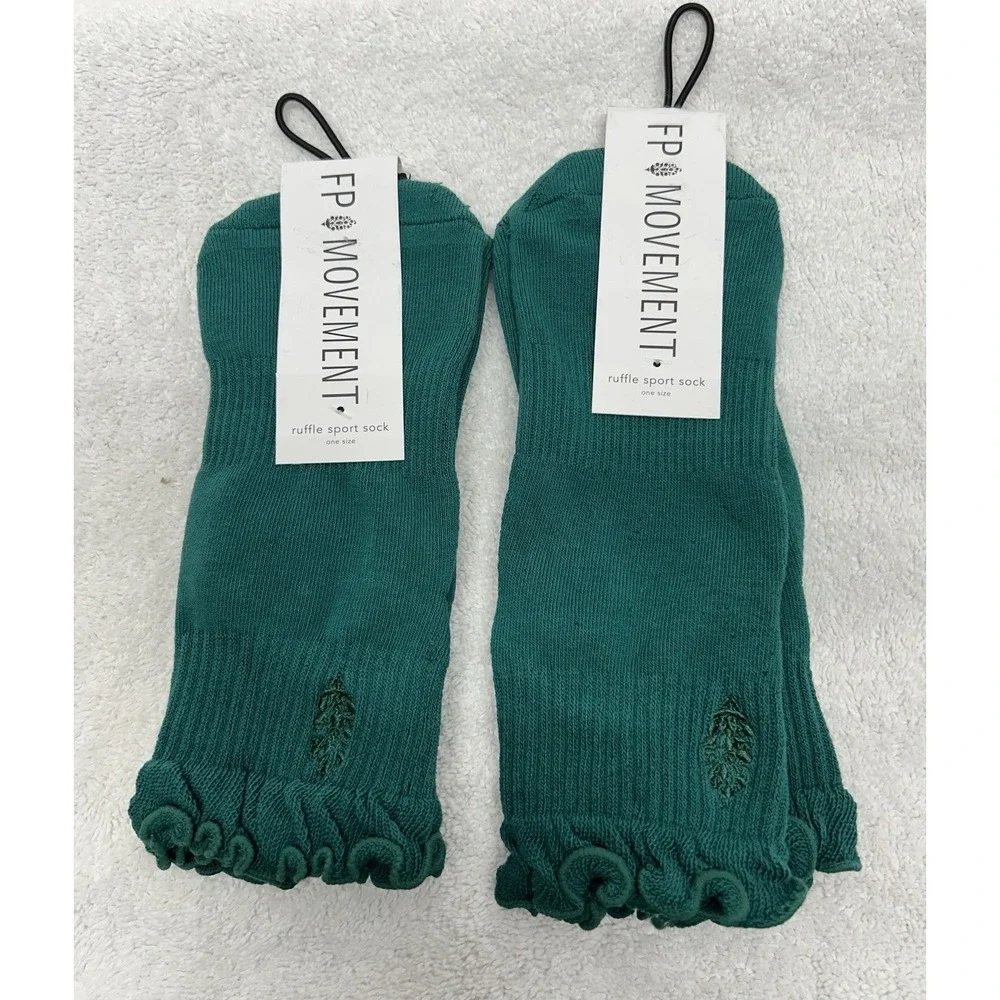 Free People Movement Womens Size OS Green Classic Ruffle Lucky Honey Ankle Socks